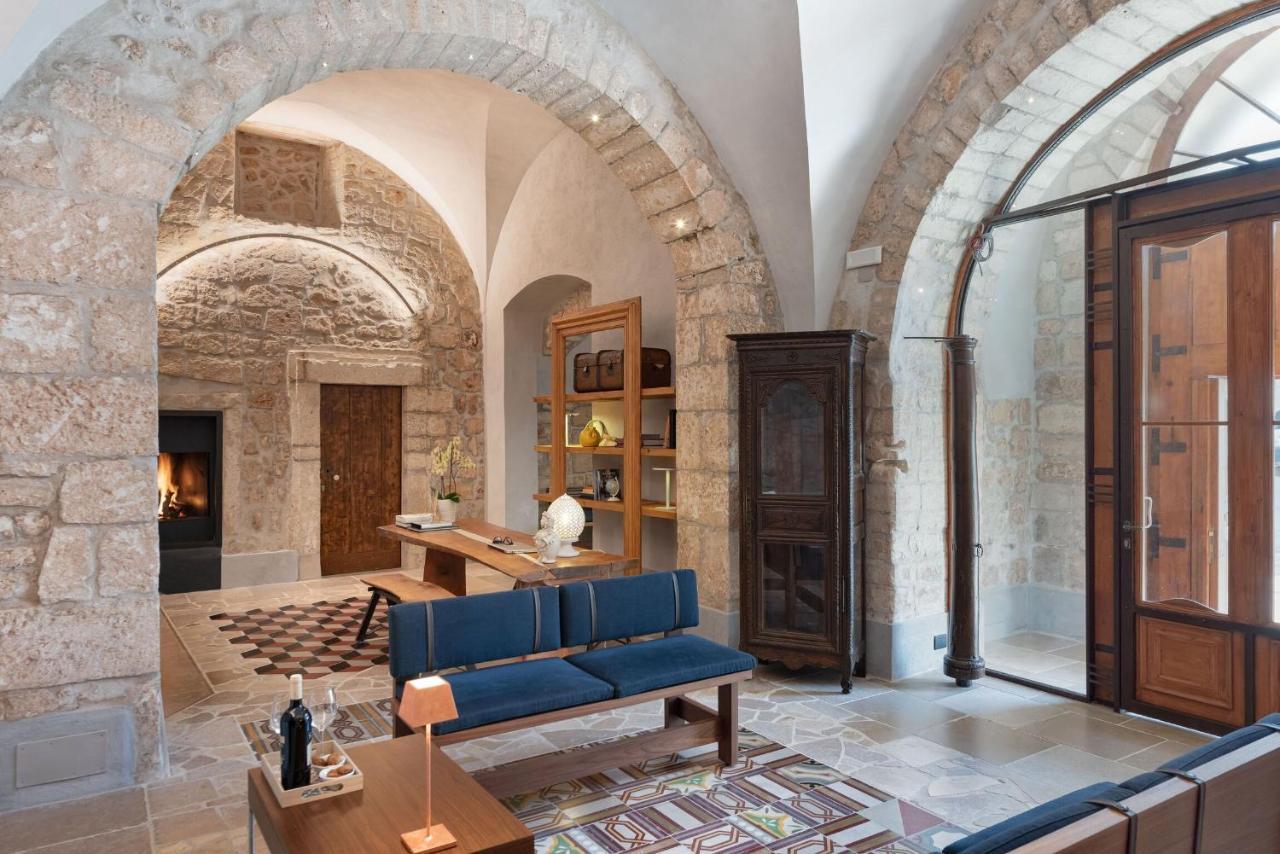 Il Quinto Elemento - Residence Of Charme ออสตูนี ภายนอก รูปภาพ